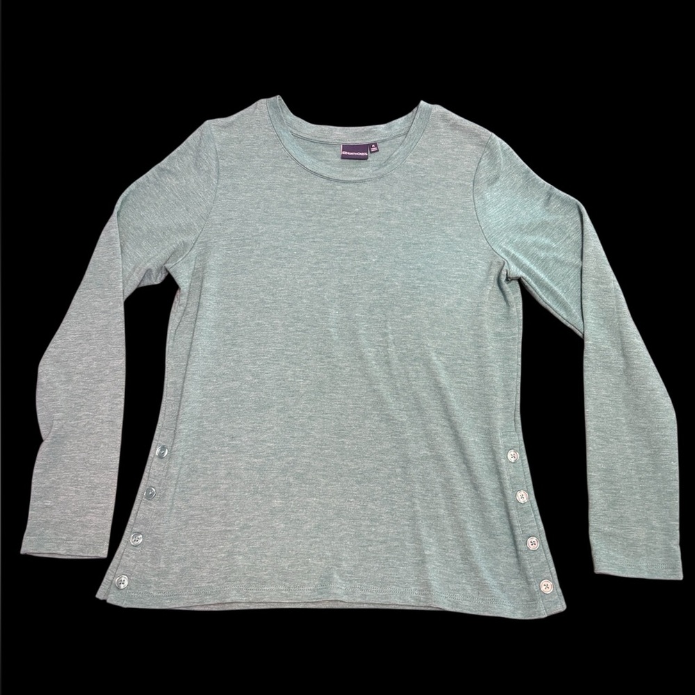 Northcrest Long Sleeve Shirt Women’s Size M Teal Turquoise
Excellent condition